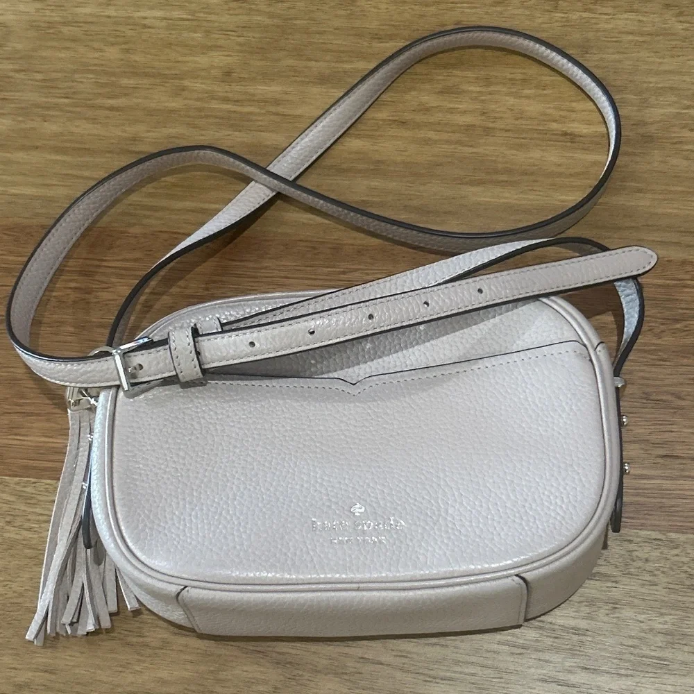 Kate Spade Kourtney Pebbled Leather Zip Around Camera Crossbody Bag